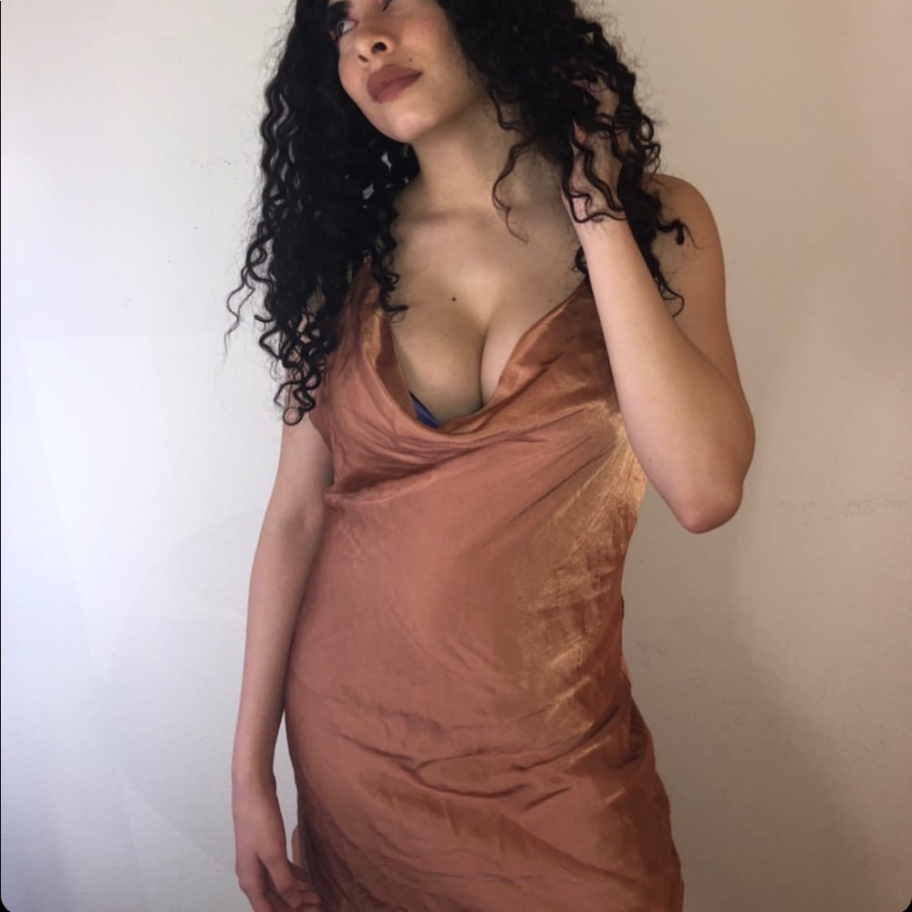 F21 BACKLESS CHAIN DRESS